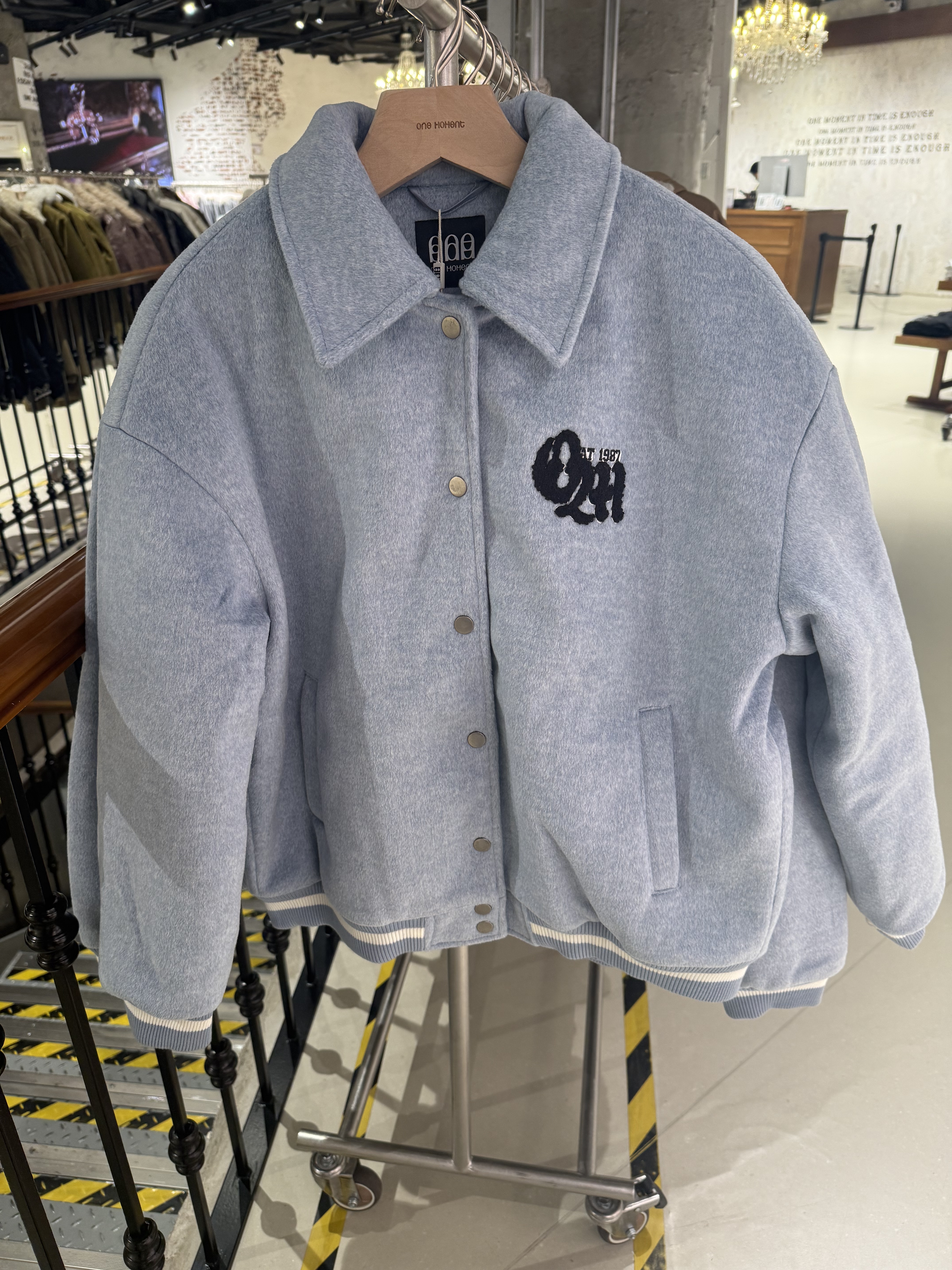 ONE MOMENT正品25秋冬新款毛呢蓝色刺绣加棉休闲厚外套百搭时尚