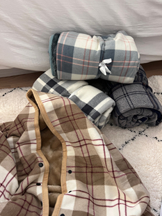 温暖冬天 保暖法兰绒温暖厚实毛毯披肩护膝毯子午睡被子儿童被子