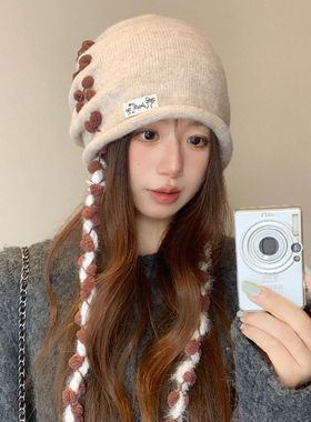 时髦白色绒球绑带针织护耳帽子女秋冬韩系堆堆帽套头帽系带包头帽