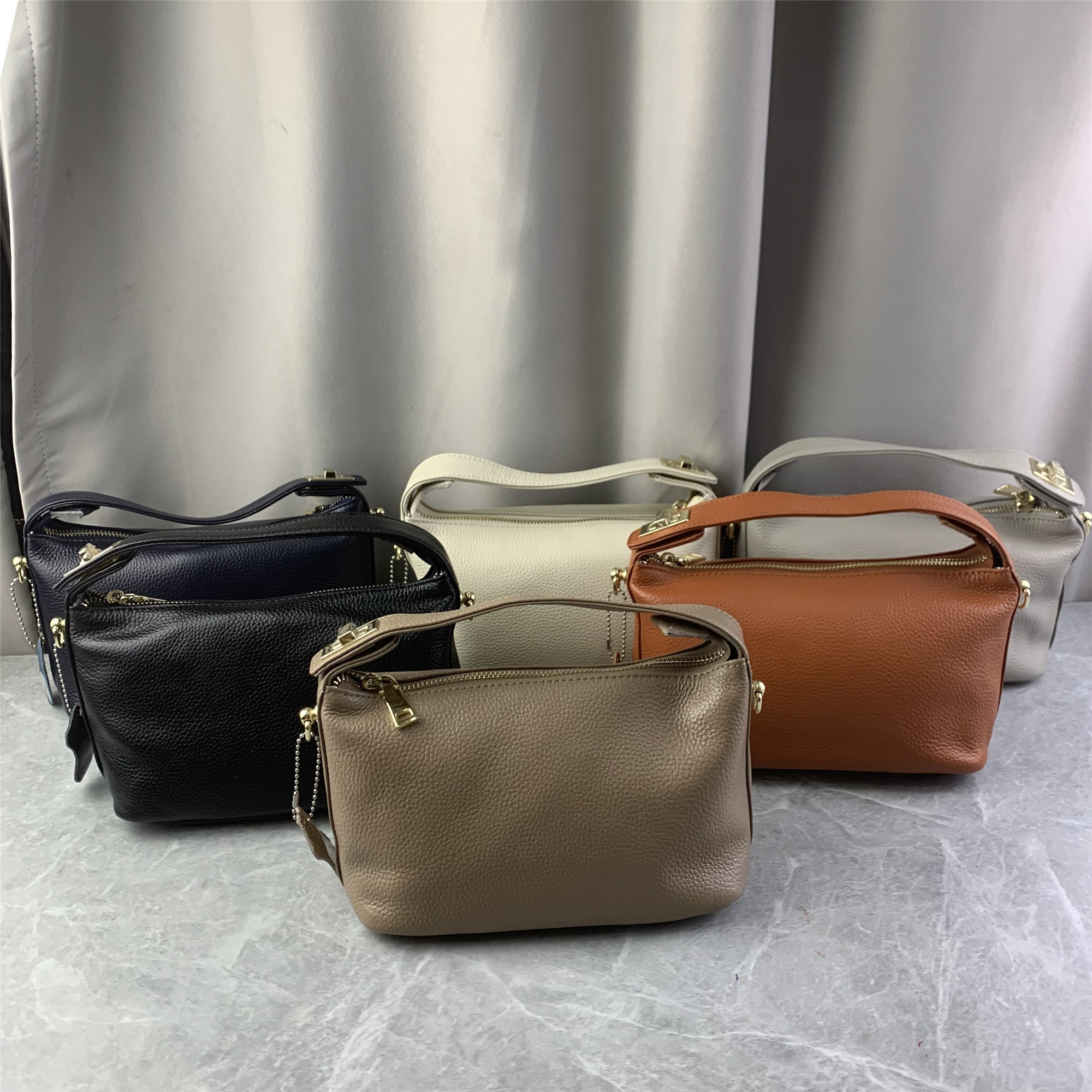 小众设计饭盒云朵手提小方包