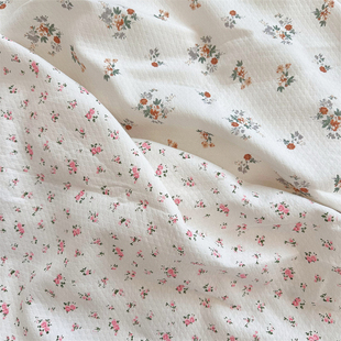 韩系小碎花纯棉亲肤手工diy衬衫 面料桌布窗帘布料 连衣裙服装