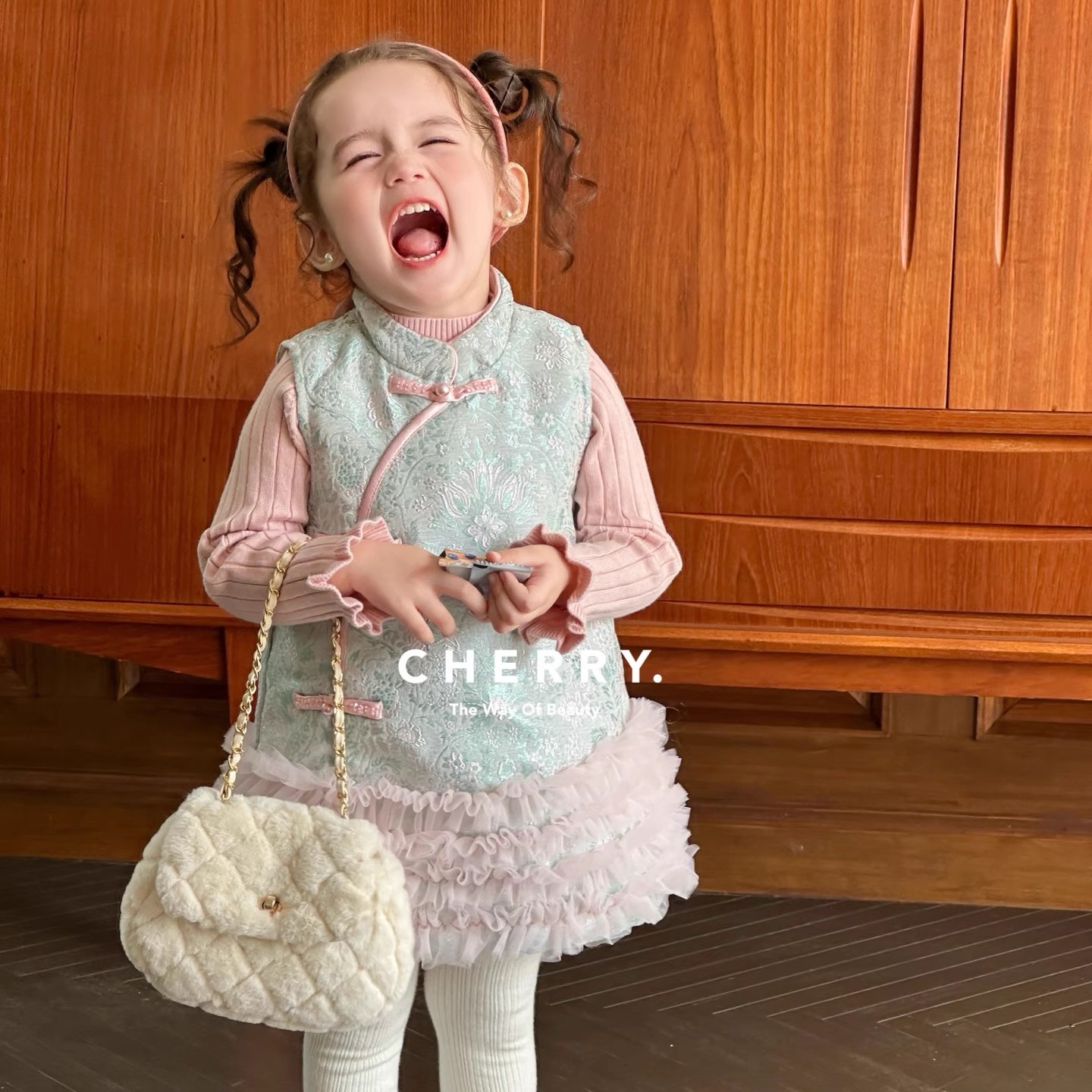 【正品现货】樱桃女童连衣裙夹棉2025冬装新儿童新中式旗袍裙年服