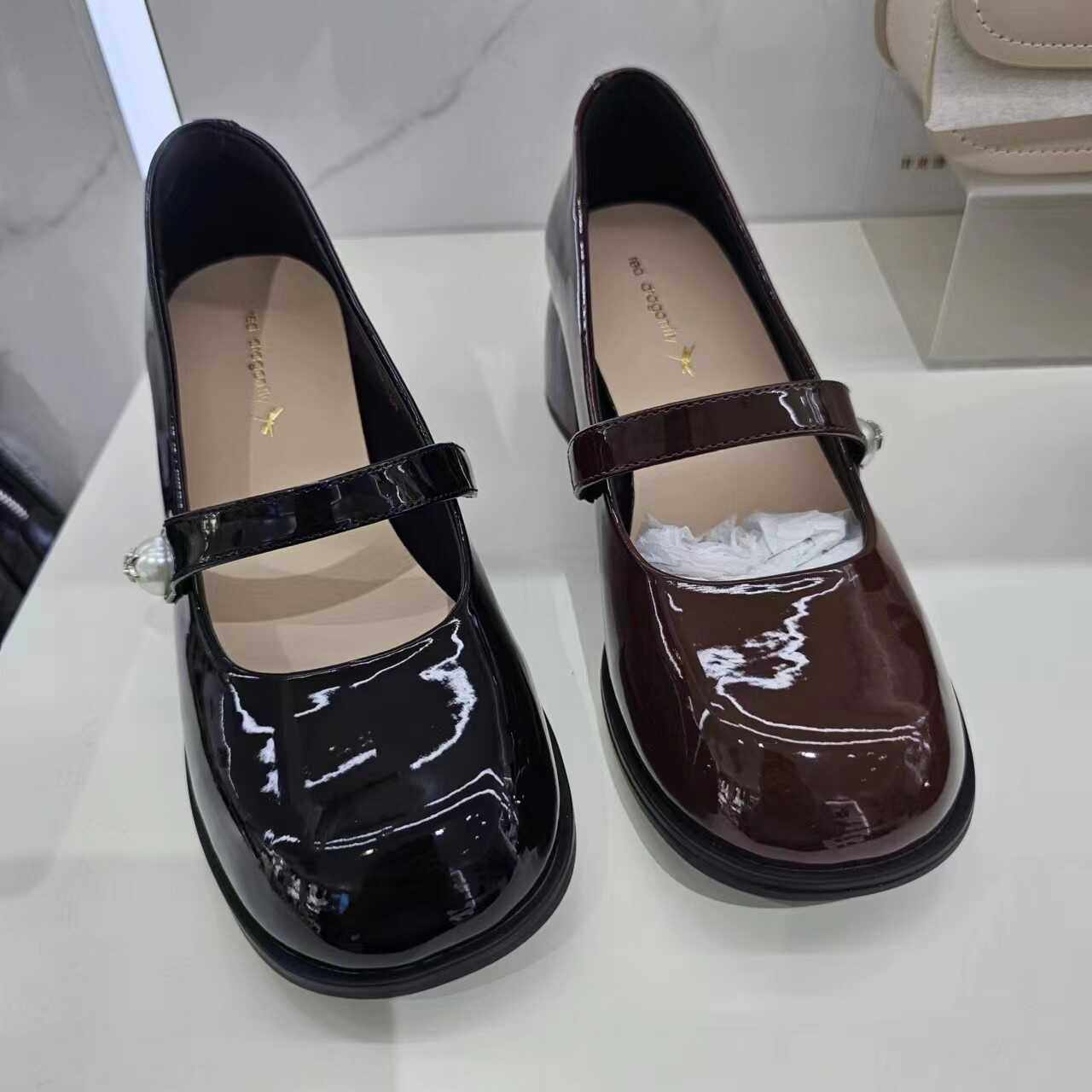 REDDRAGONFLY/红蜻蜓复古玛丽珍单鞋珍珠圆头粗跟高跟鞋实体正品