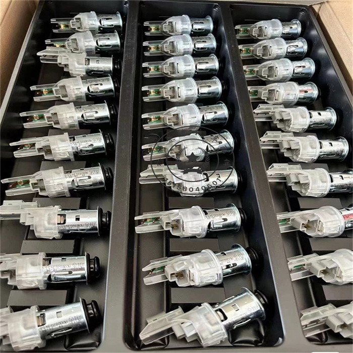 5D点烟器底座总成原厂正品