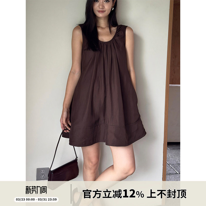 SOTHEA 2026年夏日亚麻黏胶混纺高腰宽松U领抽褶无袖背心连衣裙女