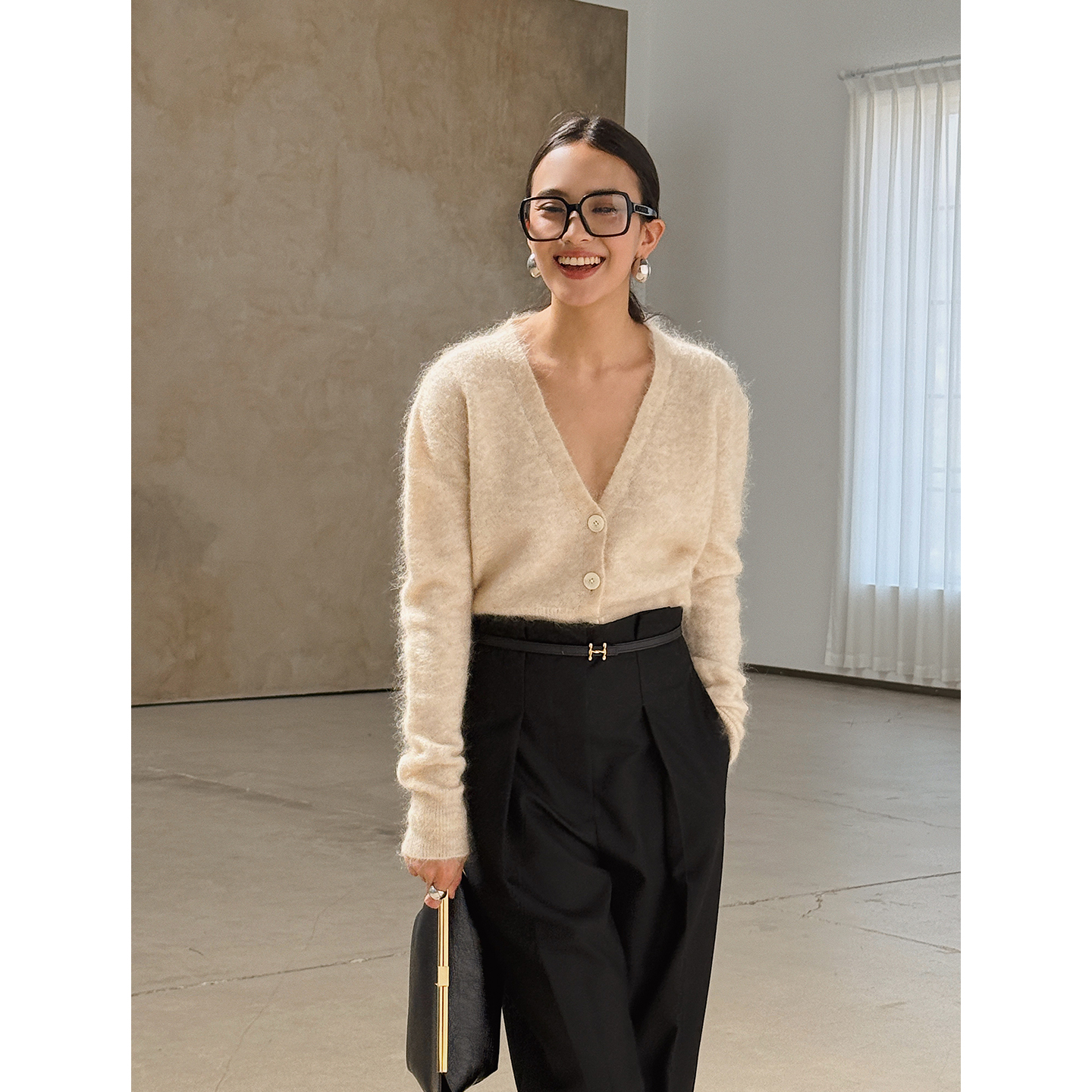 SOTHEA 柔雾空气感羊毛马海毛宽松V领毛衣开衫针织衫毛毛秋冬上衣