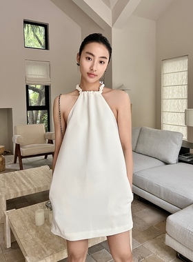 SOTHEA 回头率密码 chao显瘦女神挂脖吊带裙美肩短款小A连衣裙夏