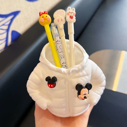 羽绒服创意打印桌面笔筒