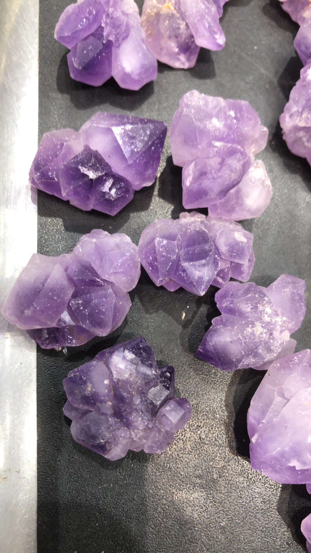 天然紫水晶花原石摆件乌拉圭紫晶簇矿石紫晶花吊坠3cm328元/公斤