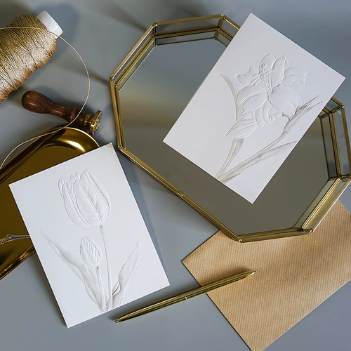 КАРТА КАРТА СВАДАНА СВАДАННАЯ ПРЕДВАРИТЕЛЬНАЯ КНИГА КНИГА КОЛОНАЦИЯ КАРТА КАРТА КАРСТВО И ПРОСТОЕ БЛАГОДАРИИ.