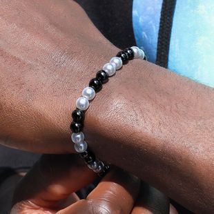 黑白珍珠手链男款轻奢手串男士潮牌多巴胺男女弹力绳手饰