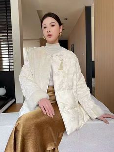 Y C J新中式国风提花鹅绒羽绒服女2025新款重工真丝丝绒外套上衣