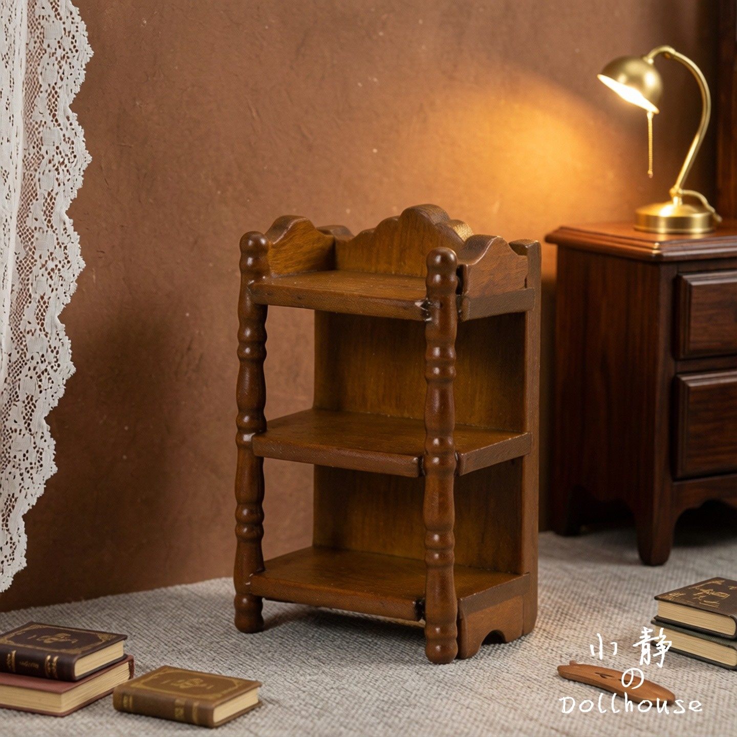 布娃娃屋配件复古木质三层迷你书架置物架桌面收纳简约小家具模型,玩具/童车/益智/积木/模型,家居/生活场景,淘宝优惠券,粉丝福利购,淘宝优惠卷