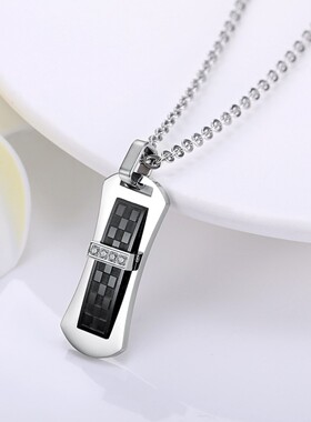 高档男女镶锆石格子方牌钛钢项链