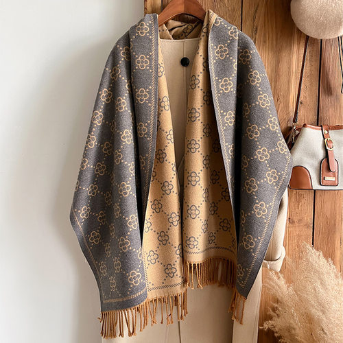 跨境亚马逊新款简约提花条仿羊绒围巾女包芯纱长流苏灰披肩