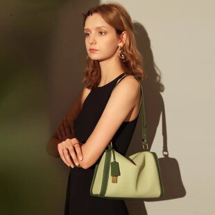 包包2024新款 枕头包女腋下包软皮绿色百搭真皮女包夏天单肩斜挎包