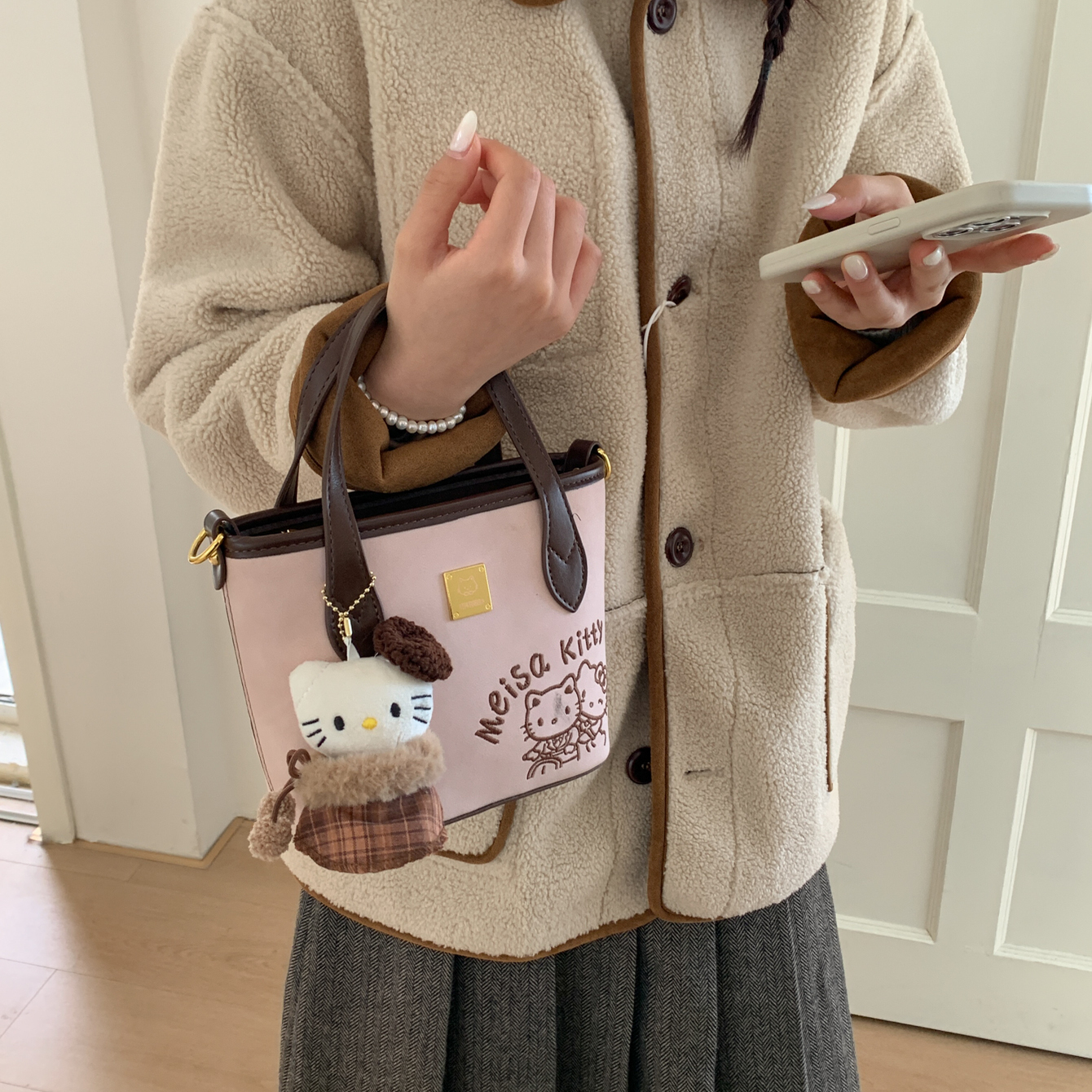 韩版时尚卡通印花水桶包