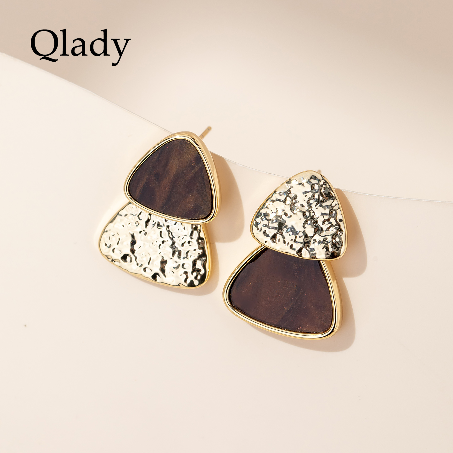 【新品】三角几何耳钉金色耳饰女耳环2025新款爆款高级感耳骨钉