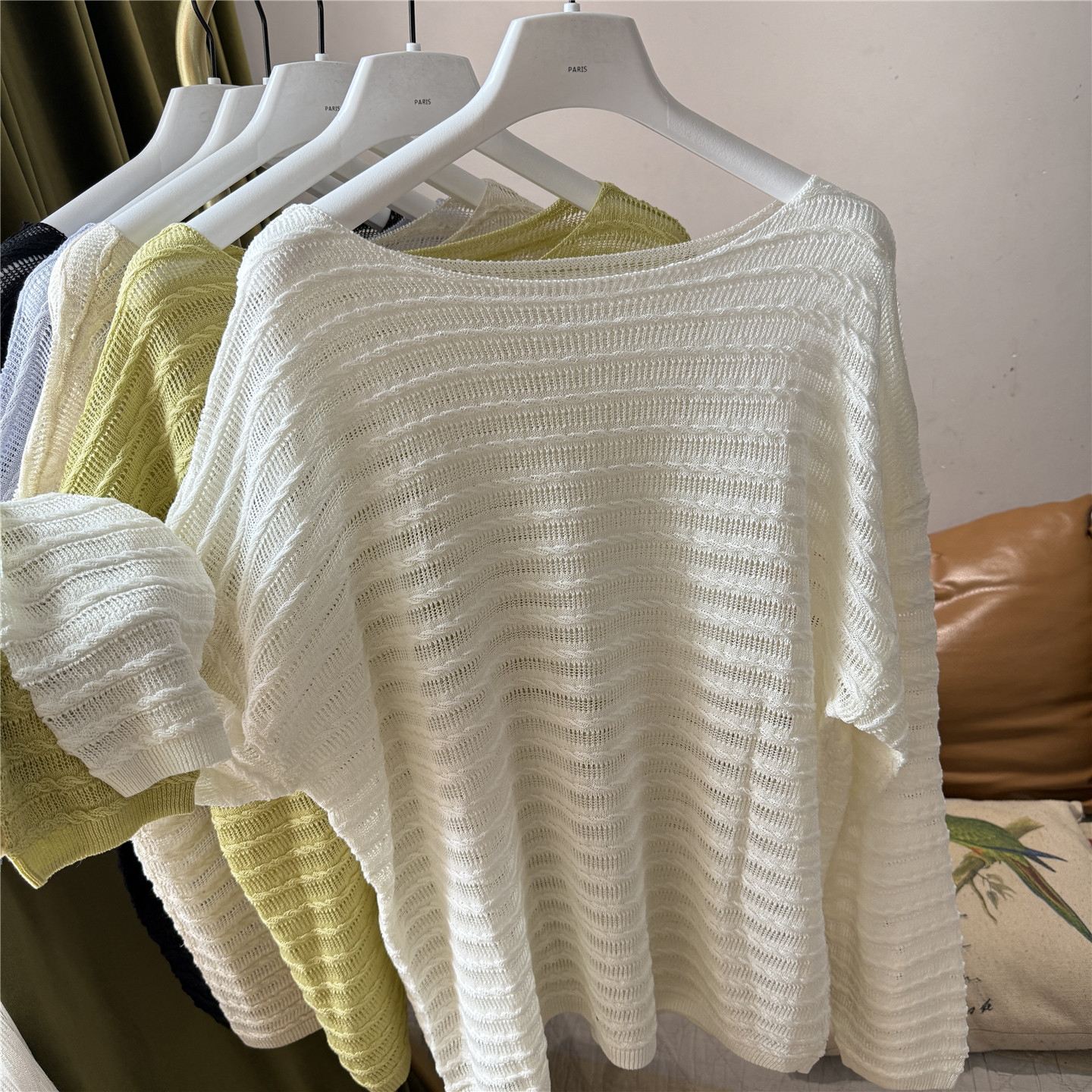 亚麻一字领松弛感镂空休闲针织衫女套头慵懒显瘦百搭毛衣长袖上衣