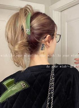 韩国东大门进口超级质感不褪色字母B夸张大抓夹黑色高端鲨鱼夹