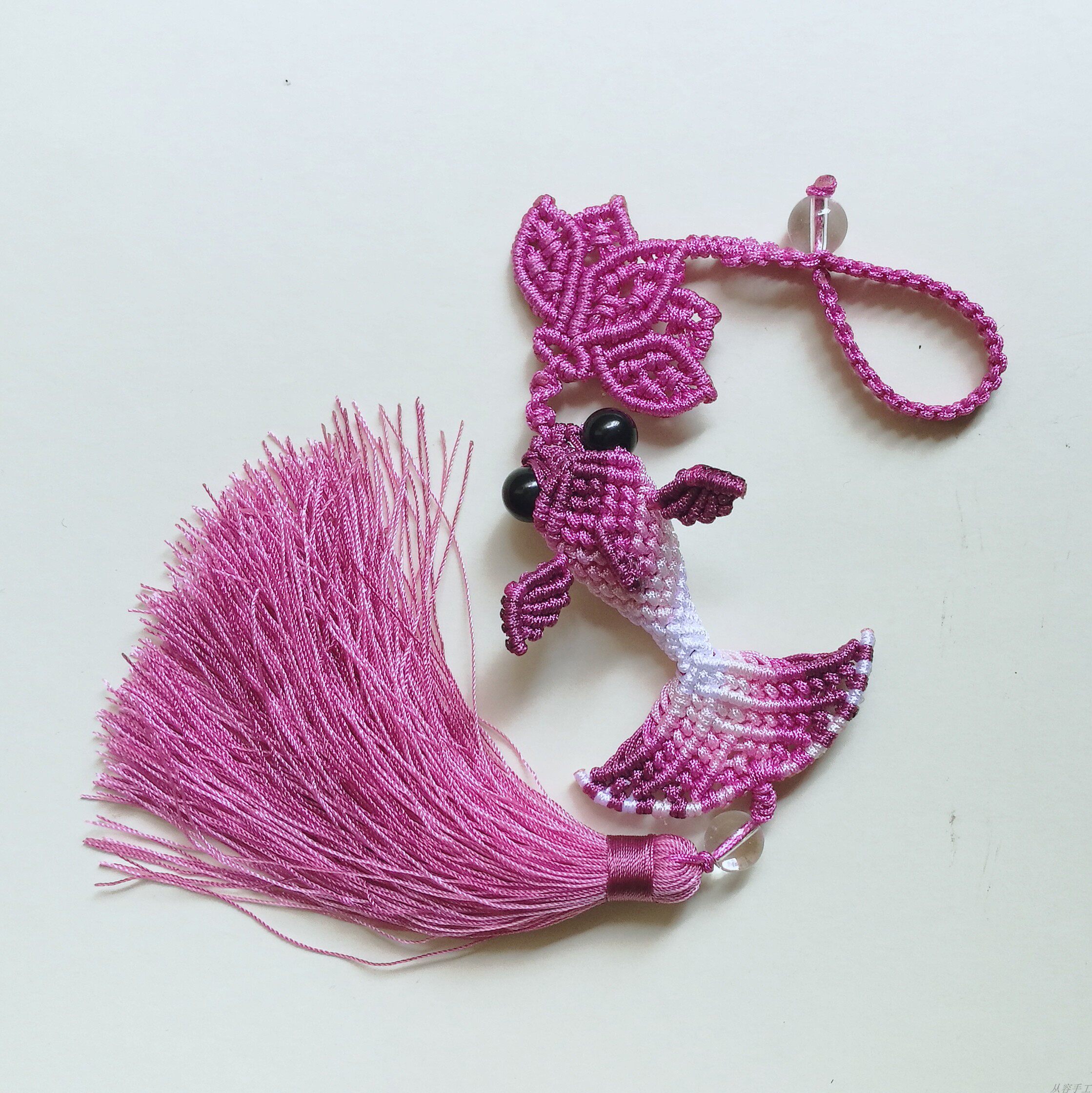 原创平面莲花月牙尾金鱼钥匙链包挂饰中国结手工绳编成品礼品材料