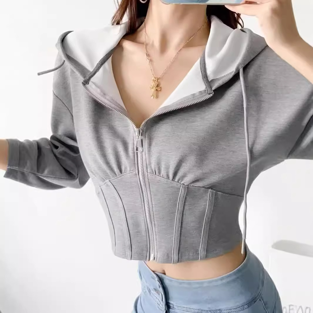 纯色v领排扣束腰长袖短款外套