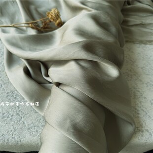 夏季 3米 豆绿色凉滑细密高支铜氨天丝提花布料 1.4 设计师余料