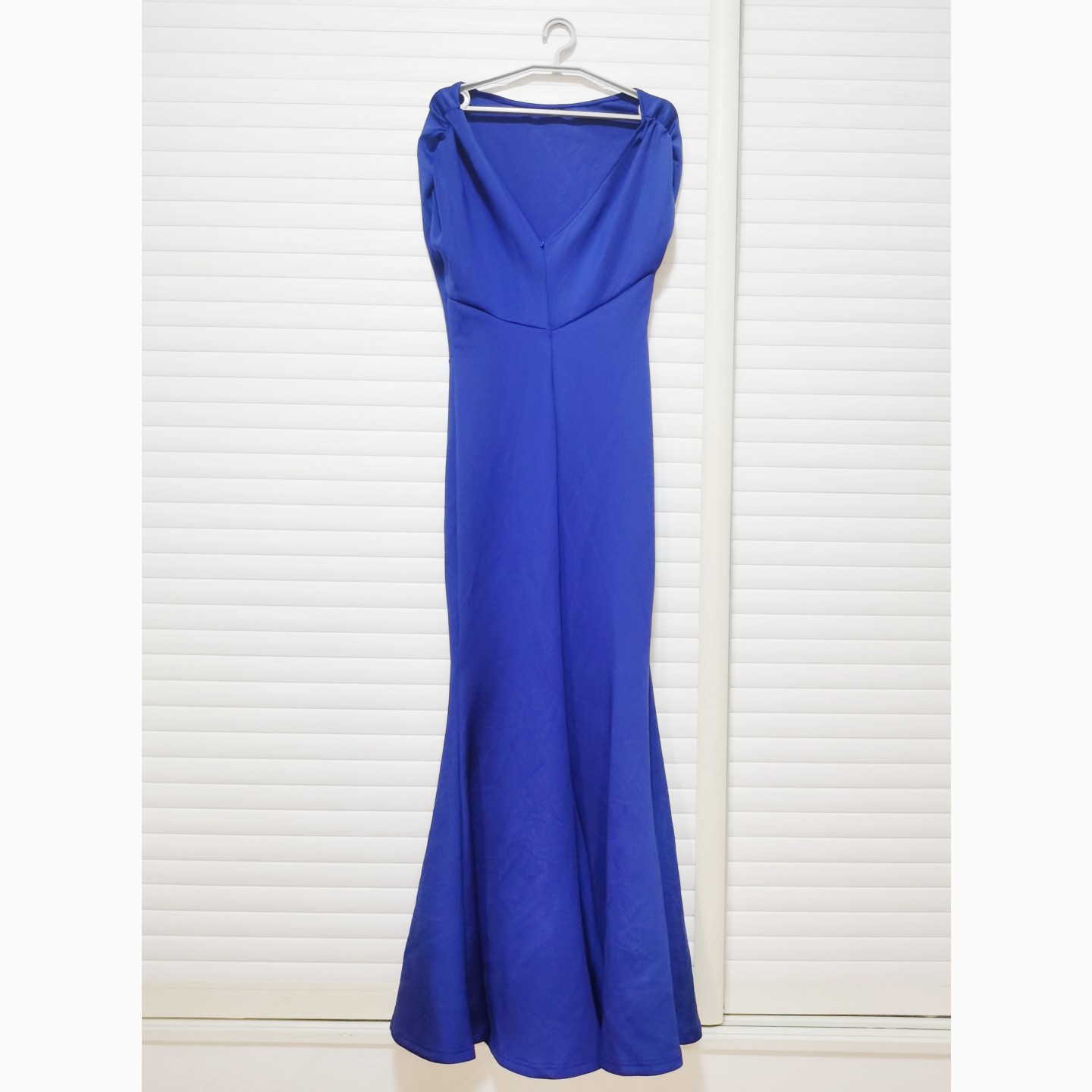 欧美空气棉露肩鱼尾礼服裙宝蓝色