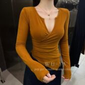 羊绒打底衫 WU33秋冬2025性感交叉V领长袖 皱褶收腰垫肩上衣修身 潮