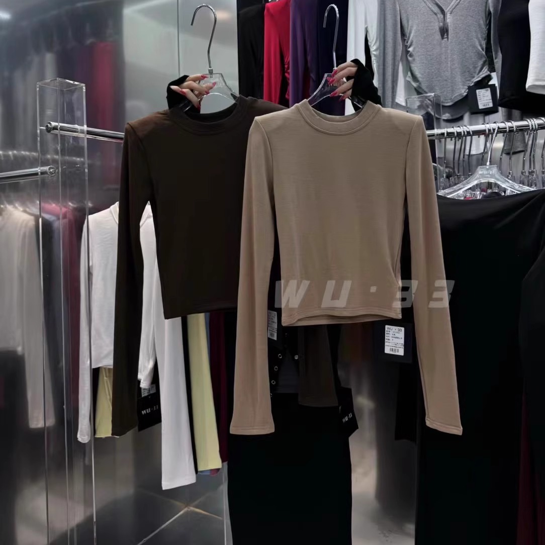 修身显瘦短款垫肩秋冬穿搭T恤