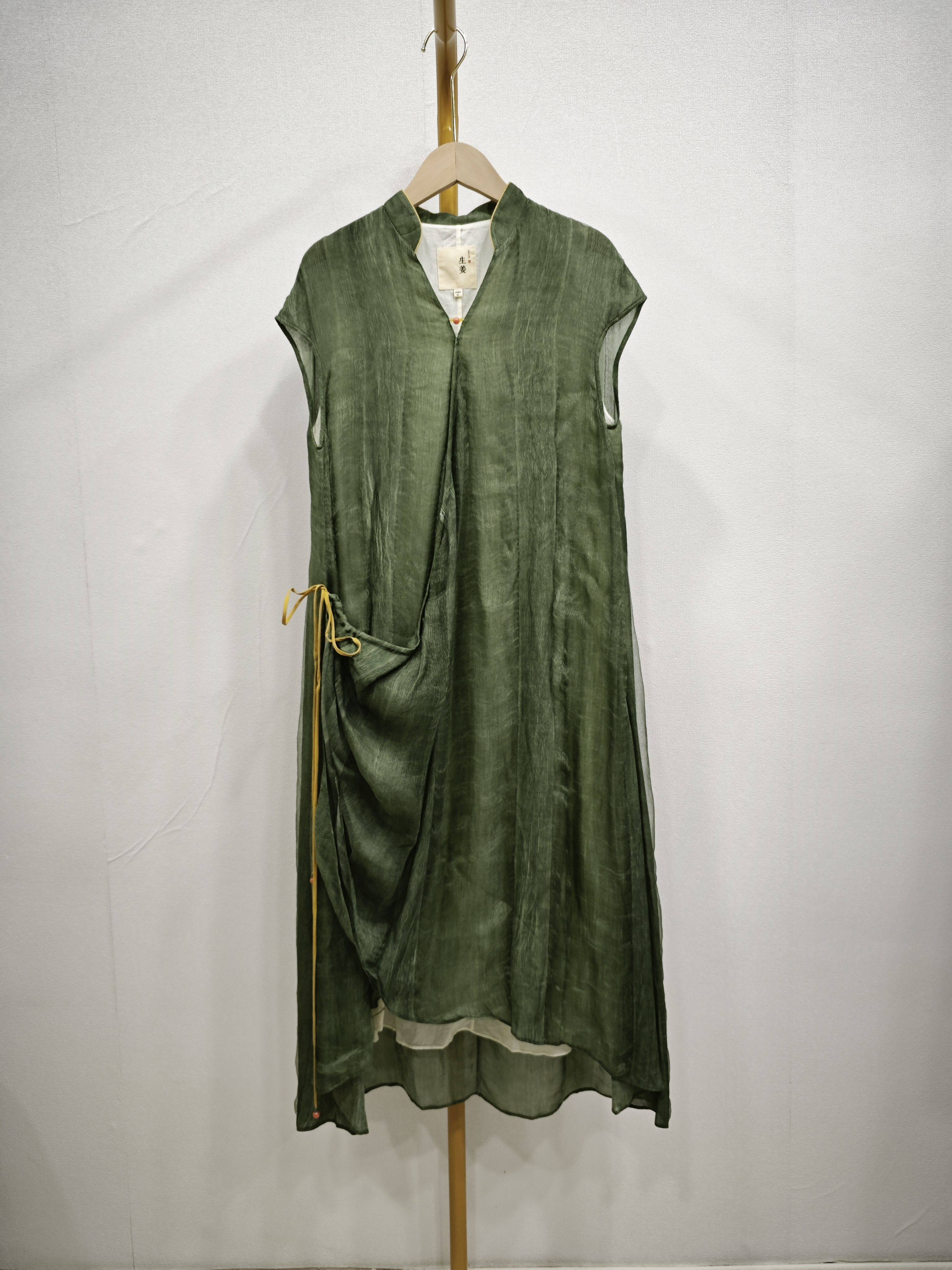生姜高货折扣设计师品牌2025新款桑蚕丝连衣裙新中式国风茶服唐装