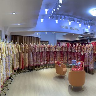 预约仿手绣龙凤裙褂凤褂花褂潮褂出阁喜服嫁衣线下实体试穿服务