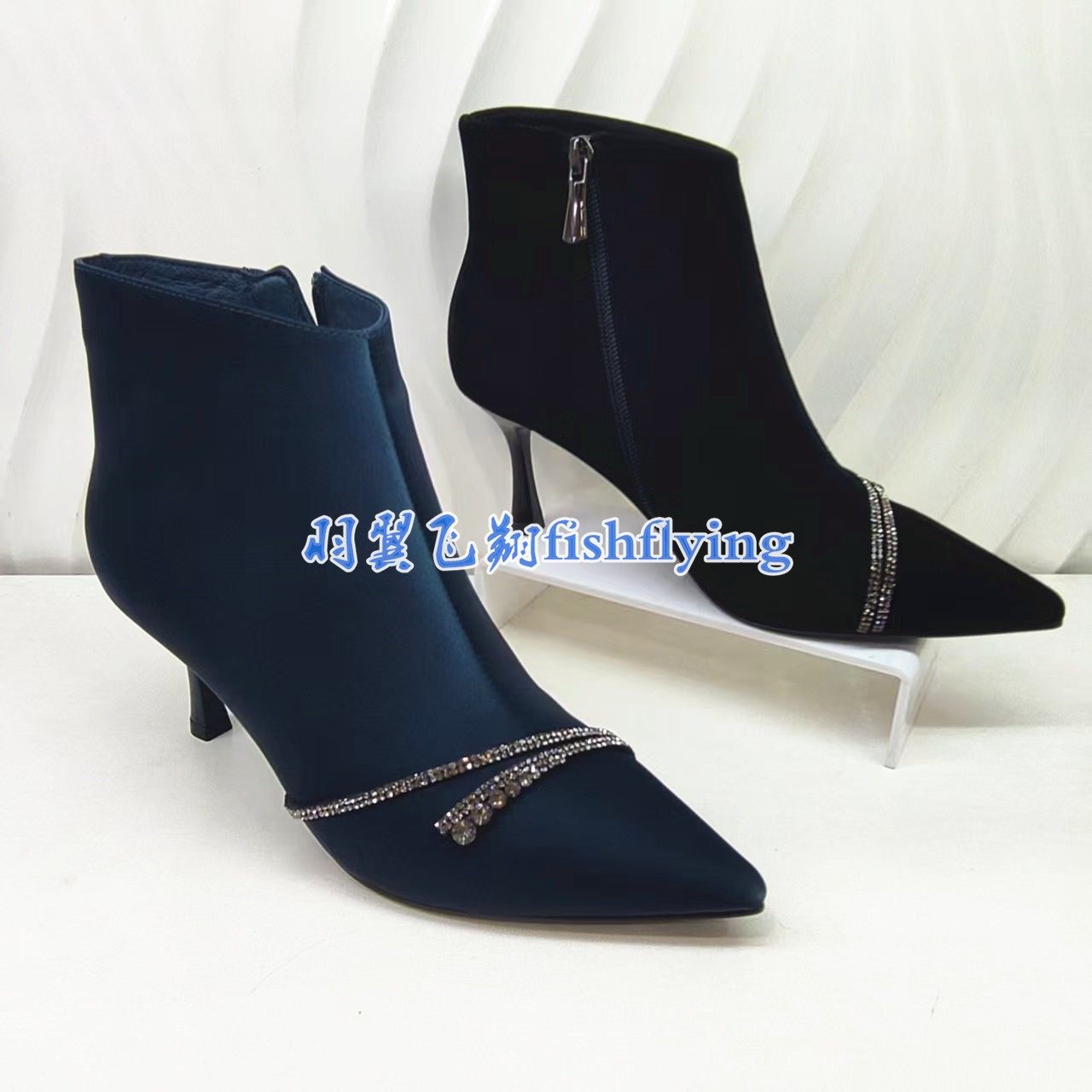 KA251503卡迪娜专柜正品2025冬季新款尖头细跟迷你气质水钻女短靴