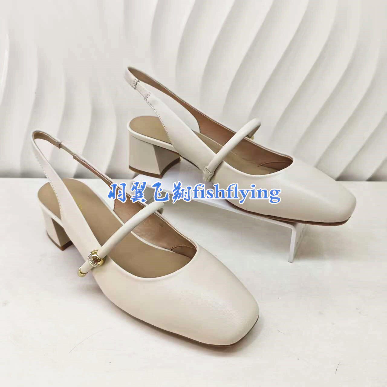 HM267913正品Harson/哈森26春夏季后空鞋米白色粗方跟圆头女单鞋