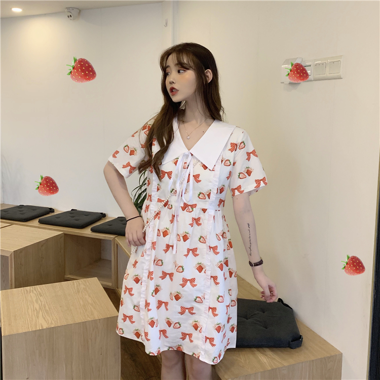 Real Deal real price ~ Baby collar with loose drawcord, slim and versatile, sweet strawberry print dress