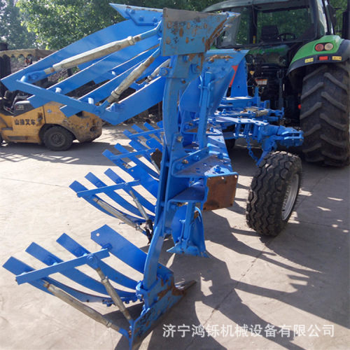 泰安435深耕翻转犁 550大型液压调幅犁 440带副犁液压翻转犁