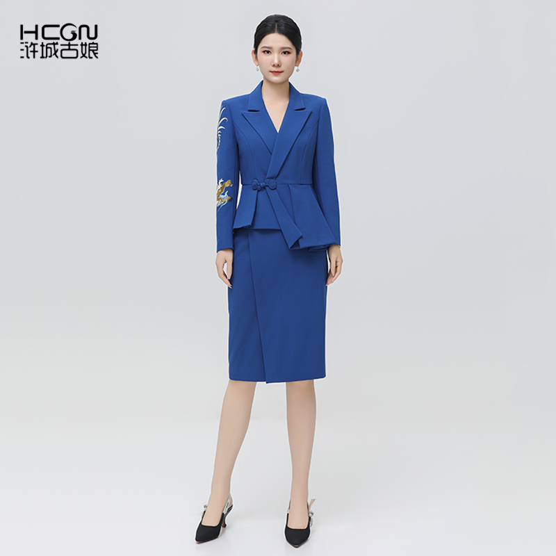 hcgn/浒城古娘显瘦重工刺绣套装