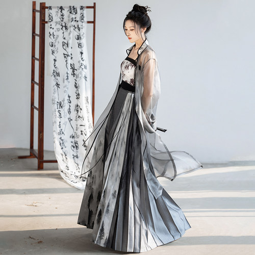 拟梦新中式马面裙帅气汉服