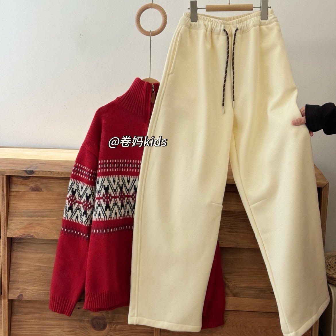 卷妈童品26冬季新年款中大童韩系加绒卫裤休闲裤纯色弯刀裤运动裤,童装/婴儿装/亲子装,裤子,淘宝优惠券,粉丝福利购,淘宝优惠卷