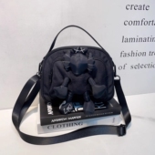 玩偶手机包时尚 小众潮牌公仔包包女2025新款 夏个性 单肩斜挎小方包