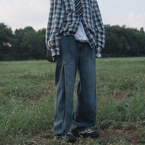 美式重工水洗做旧收褶立体牛仔裤