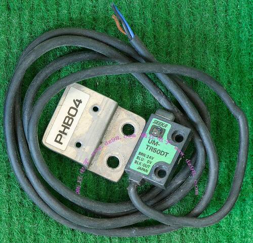 SEEKA UM-TR50DT 光电开关 二手
