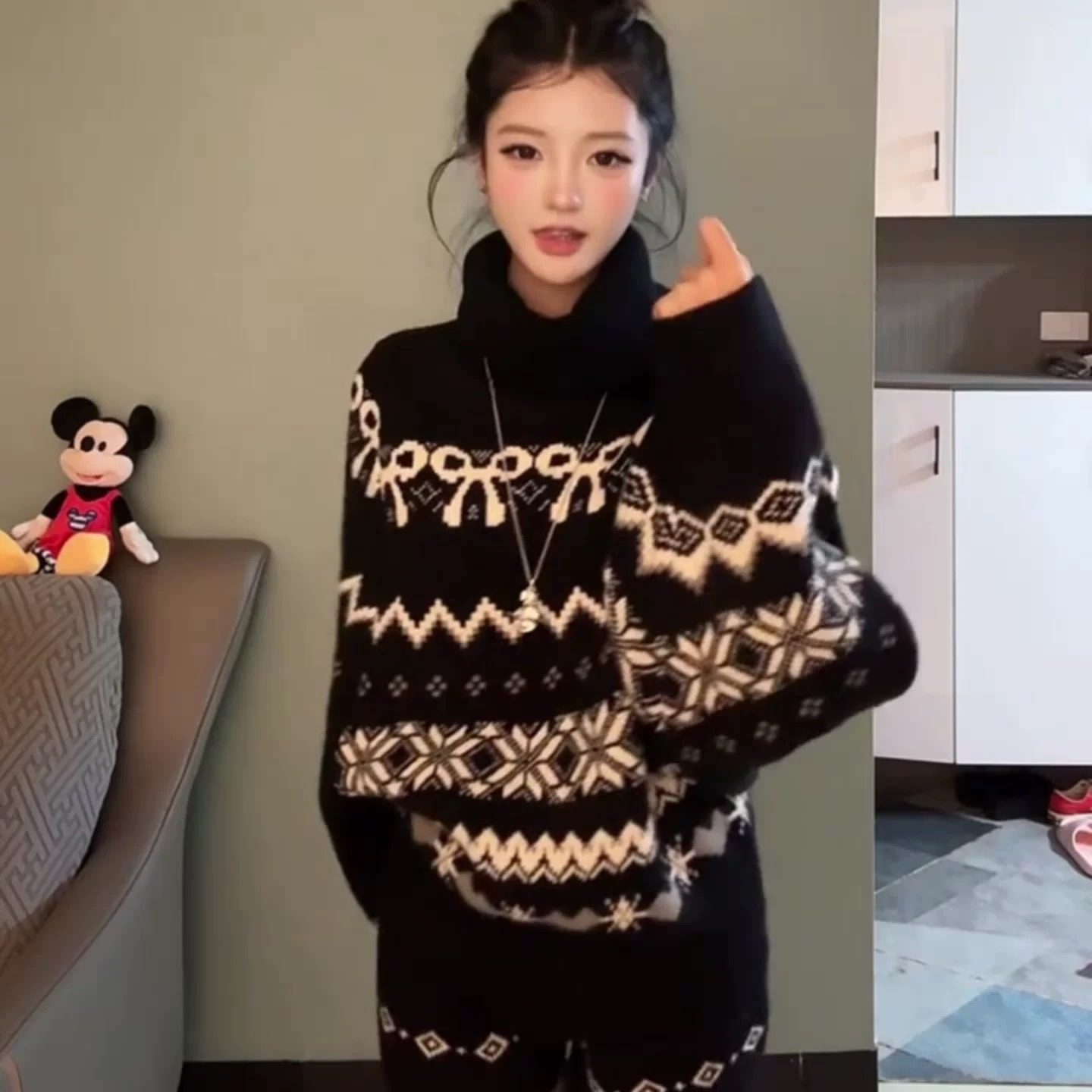 休闲套装女秋冬季巨好看黑色费尔岛高领针织衫毛衣外套短裤两件套,女装/女士精品,时尚套装,淘宝优惠券,粉丝福利购,淘宝优惠卷