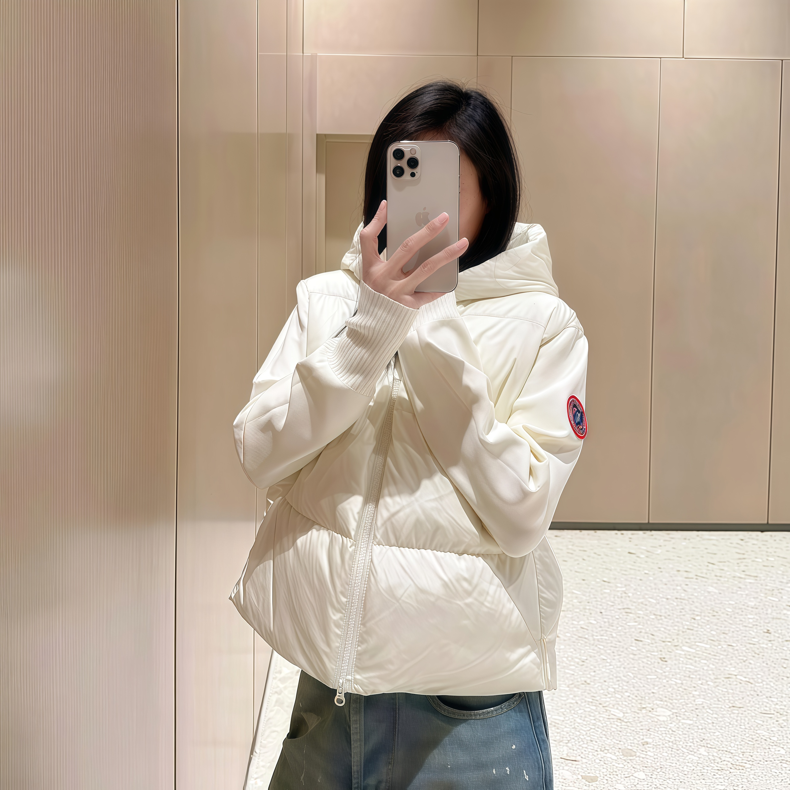 反季轻薄90绒针织连帽显瘦羽绒服