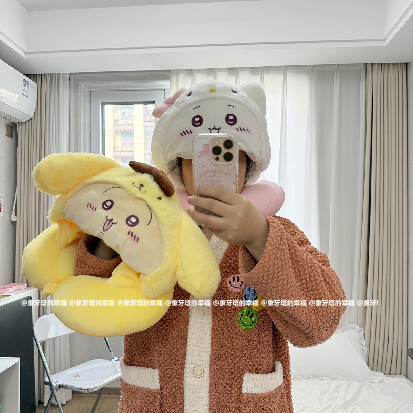 可爱卡通卡哇吉伊变身U型枕