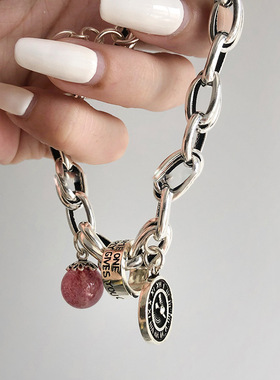 重工925纯银复古草莓晶时钟圆牌时尚女款手链环环相扣时尚气质