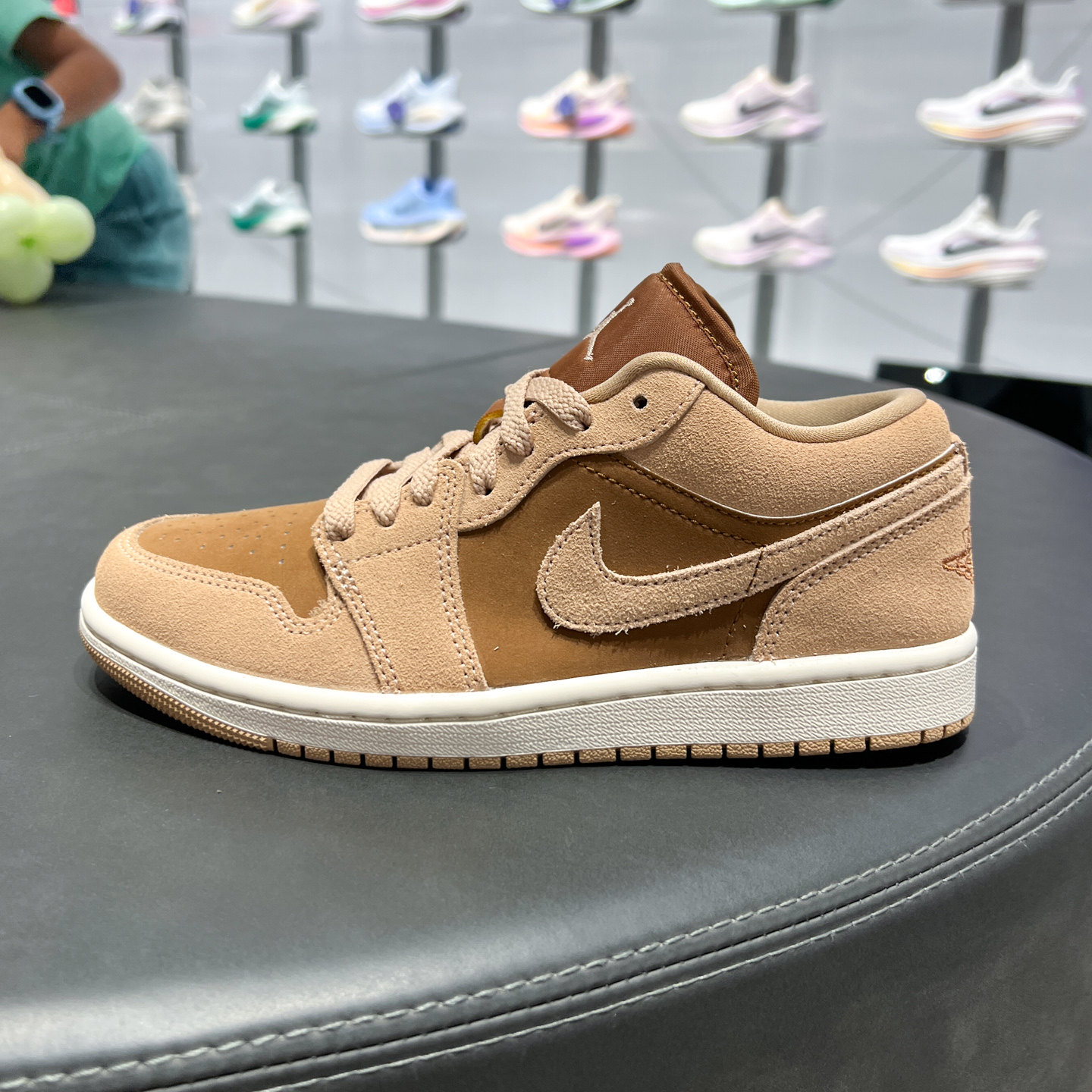 NIKE耐克女鞋2026秋款AJ1复古咖啡奶茶棕篮球休闲板鞋 DC0774-205