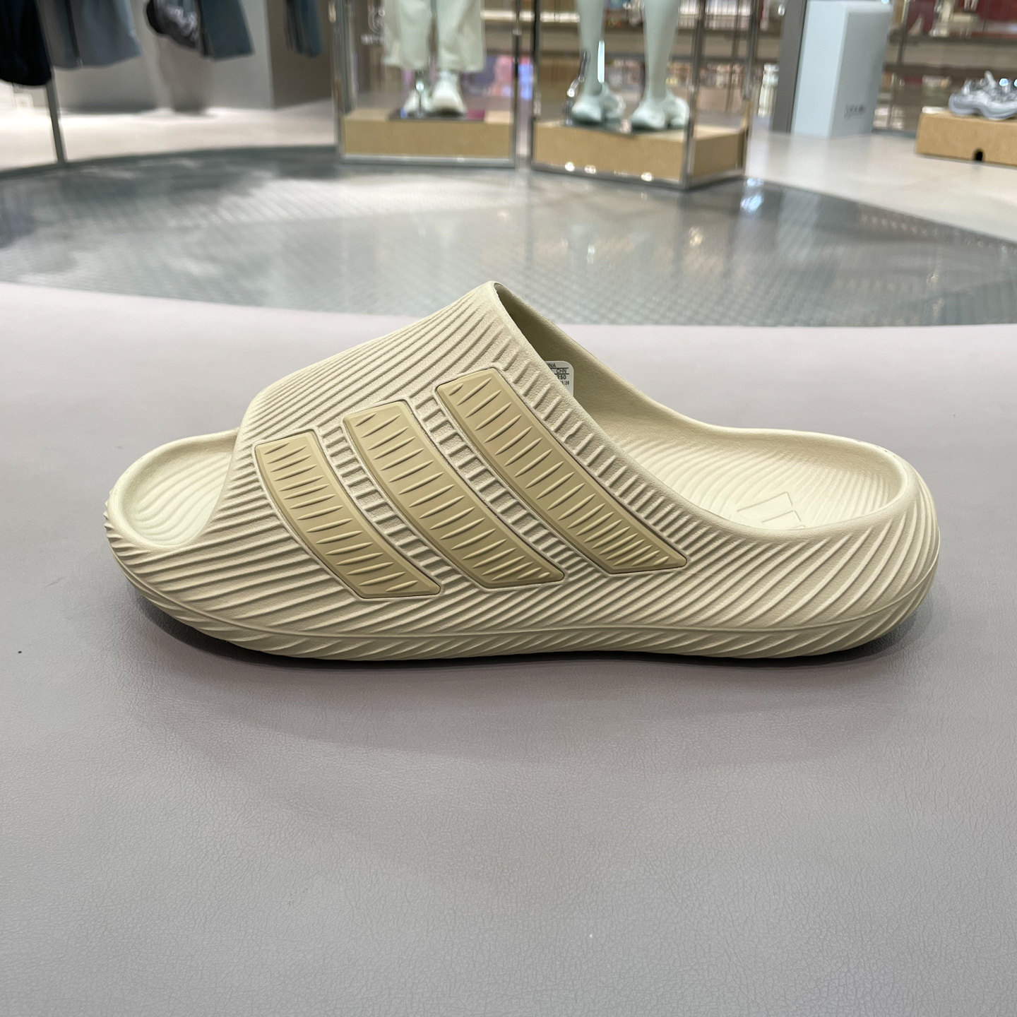 Adidas男女鞋2026夏新款