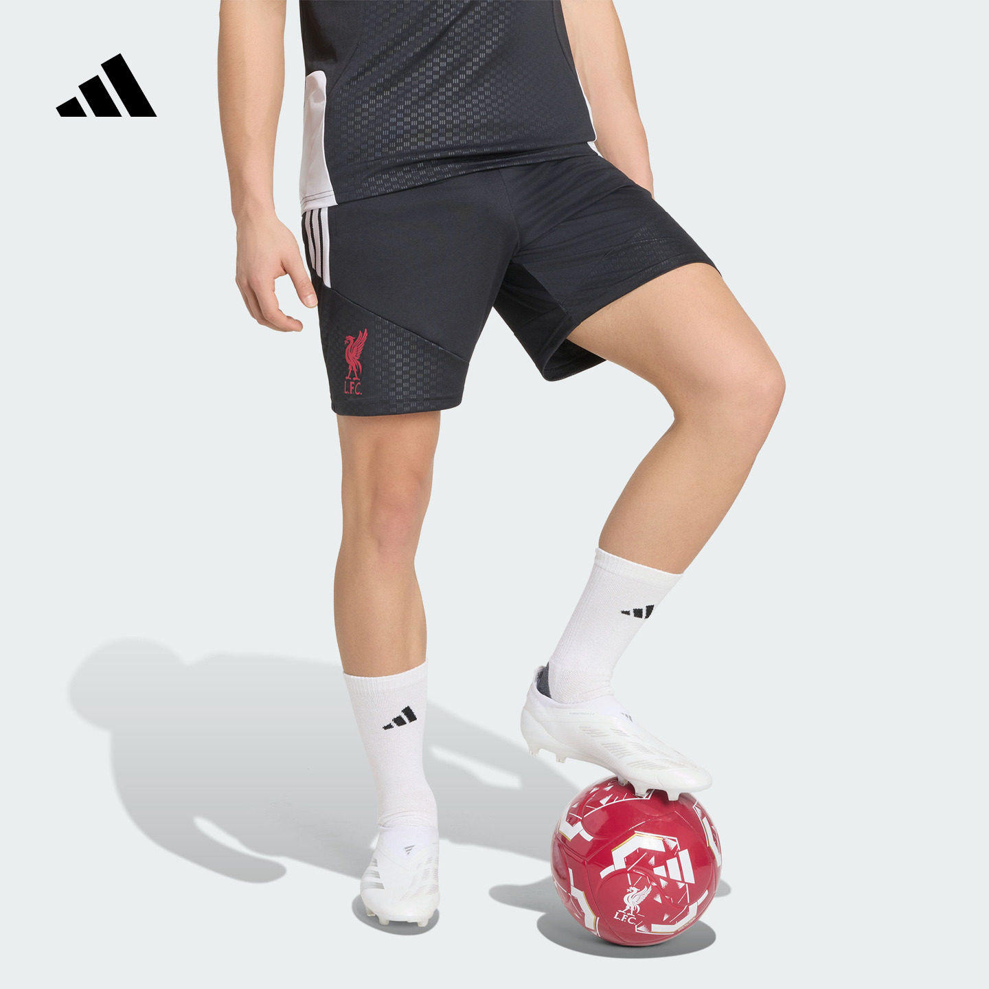Adidas阿迪达斯男装夏季新款利物浦足球运动速干训练短裤子KB5776