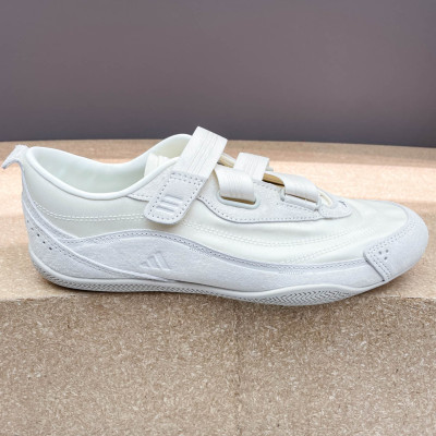 Adidas阿迪达斯德训鞋女2026春季新款魔术贴轻便运动休闲鞋KJ9092